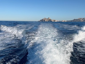 Miscellaneous - Luxury Unusual Overnight Stay on a Yacht at the Old Port of Fréjus (Frejus)