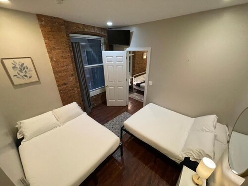 Nest Aparthotel Manhattan 