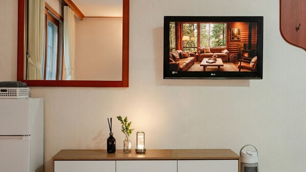 Basic Room, 1 Bedroom (605(No View/Bed/No Cooking Allowed))