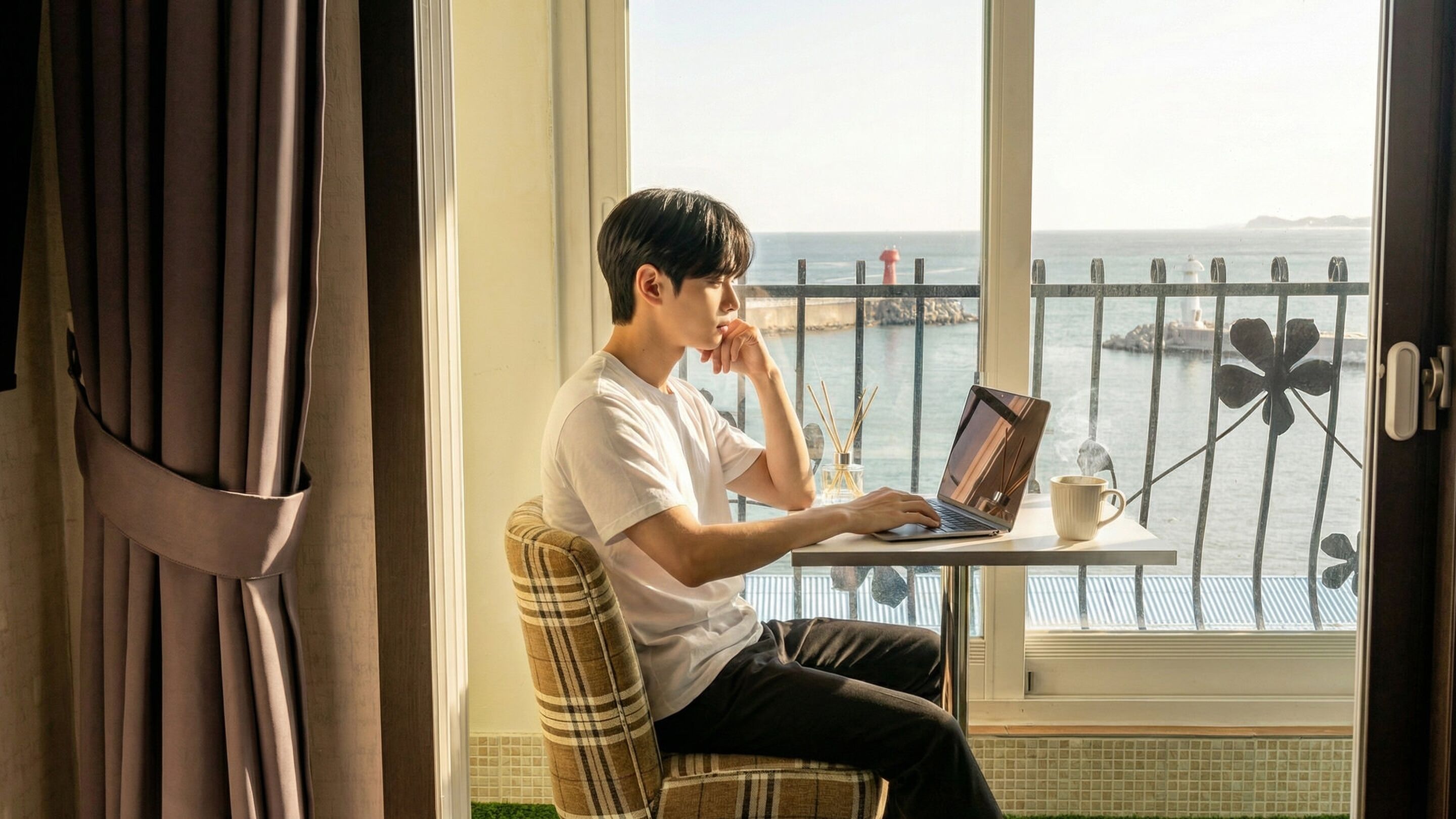 Basic Room, 1 Bedroom (602(Sea View/Bed))