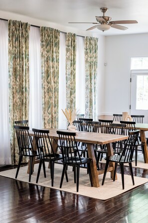Dining - Guest-loved Family-friendly home in Rustburg with balcony & kitchen on 9 acres! (Rustburg)