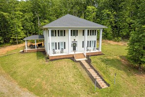 Exterior - Guest-loved Family-friendly home in Rustburg with balcony & kitchen on 9 acres! (Rustburg)