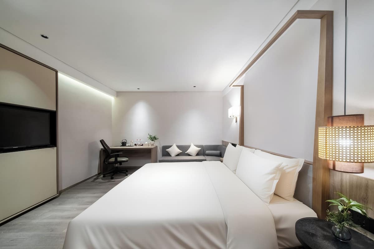 Superior Single Room | Desk, laptop workspace, blackout curtains