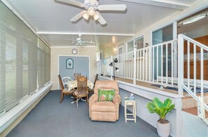 Interior - Spacious 4-bedroom house in terrific Port Charlotte with AC (Port Charlotte)