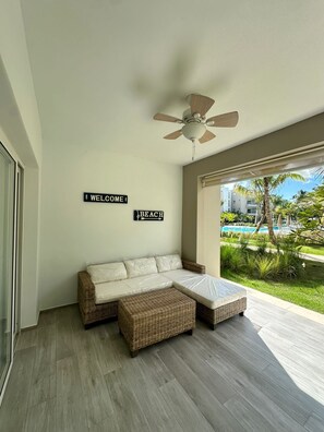 Terrace/patio - 1BR Tracadero Lodge, beach access & full amenities (Dominicus)