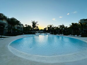 Outdoor pool - 1BR Tracadero Lodge, beach access & full amenities (Dominicus)