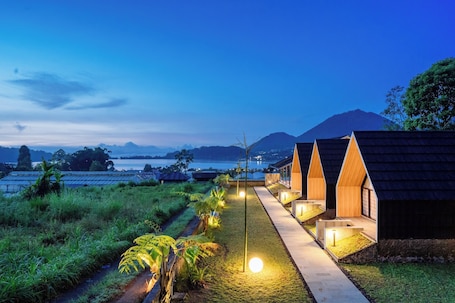 Cabin, Lake View | Lake view. Sai Wana Cabin Bedugul