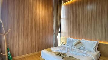 Double or Twin Room, Lake View | Free WiFi