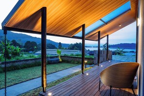 Double or Twin Room, Lake View | Terrace/patio - Sai Wana Cabin Bedugul (Baturiti)