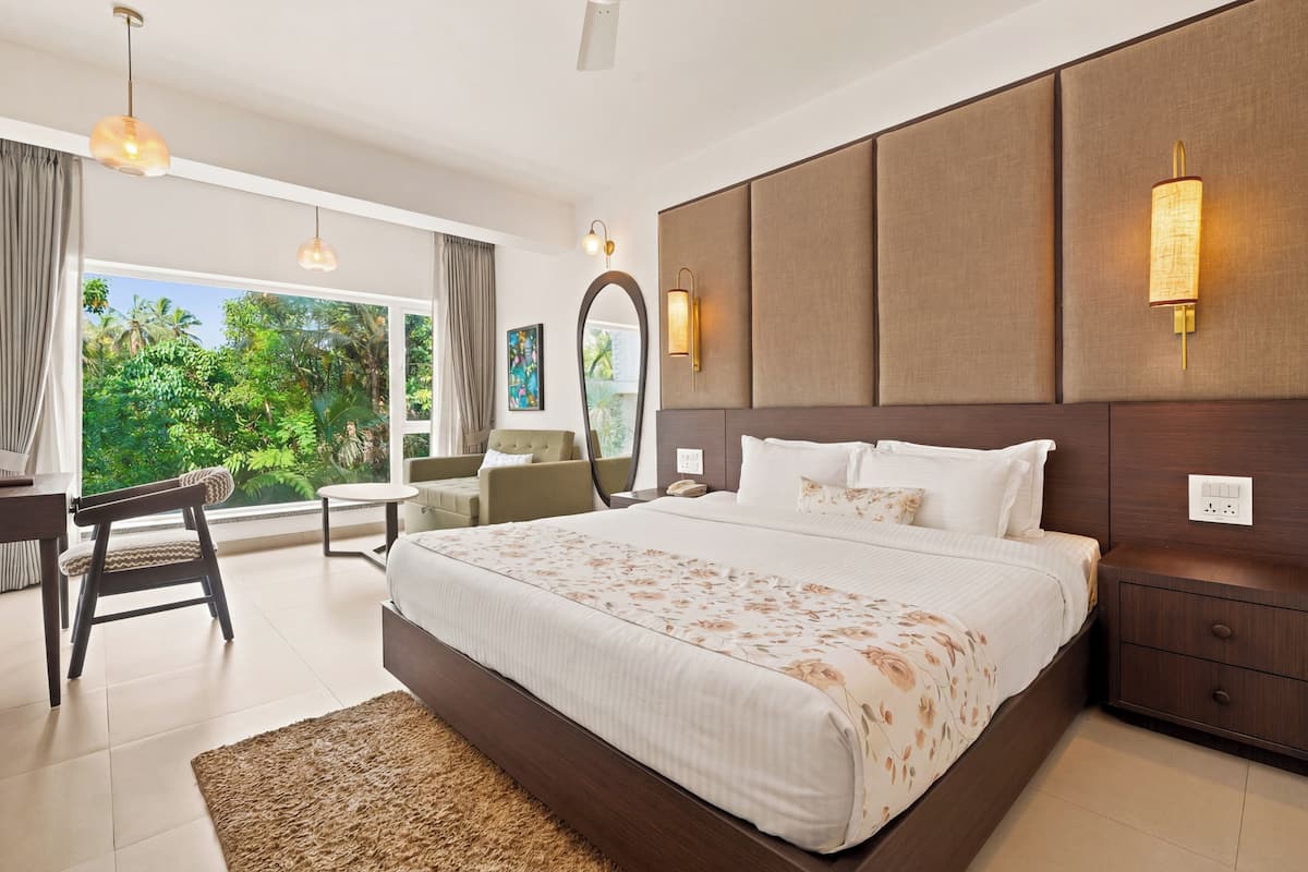 Premium bedding, memory foam beds, desk, laptop workspace