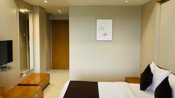 غرفة ديلوكس | مكتب ومساحة عمل للكمبيوتر المحمول وواي فاي مجانًا