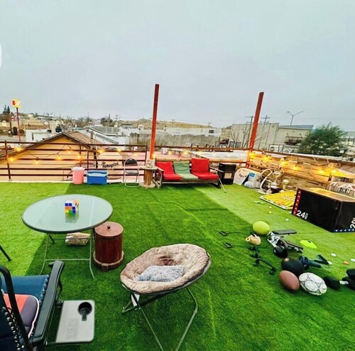 Mateo'S 501 Apartments