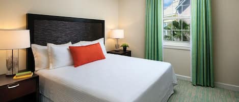 2 slaapkamers, een strijkplank/strijkijzer, beddengoed