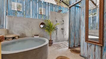 Shower, rainfall showerhead, towels