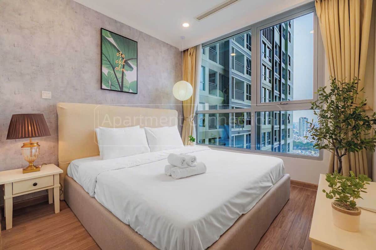 City Apartment, 1 Bedroom, City View | In-room safe, desk, laptop workspace, blackout curtains
