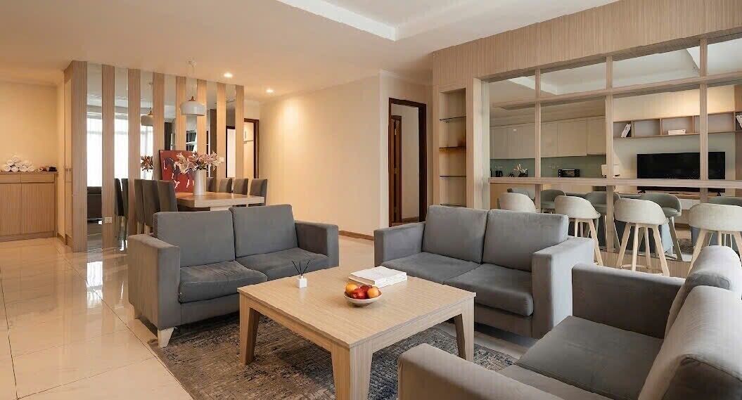 Comfort-Apartment, 4 Schlafzimmer, Turm | Wohnbereich