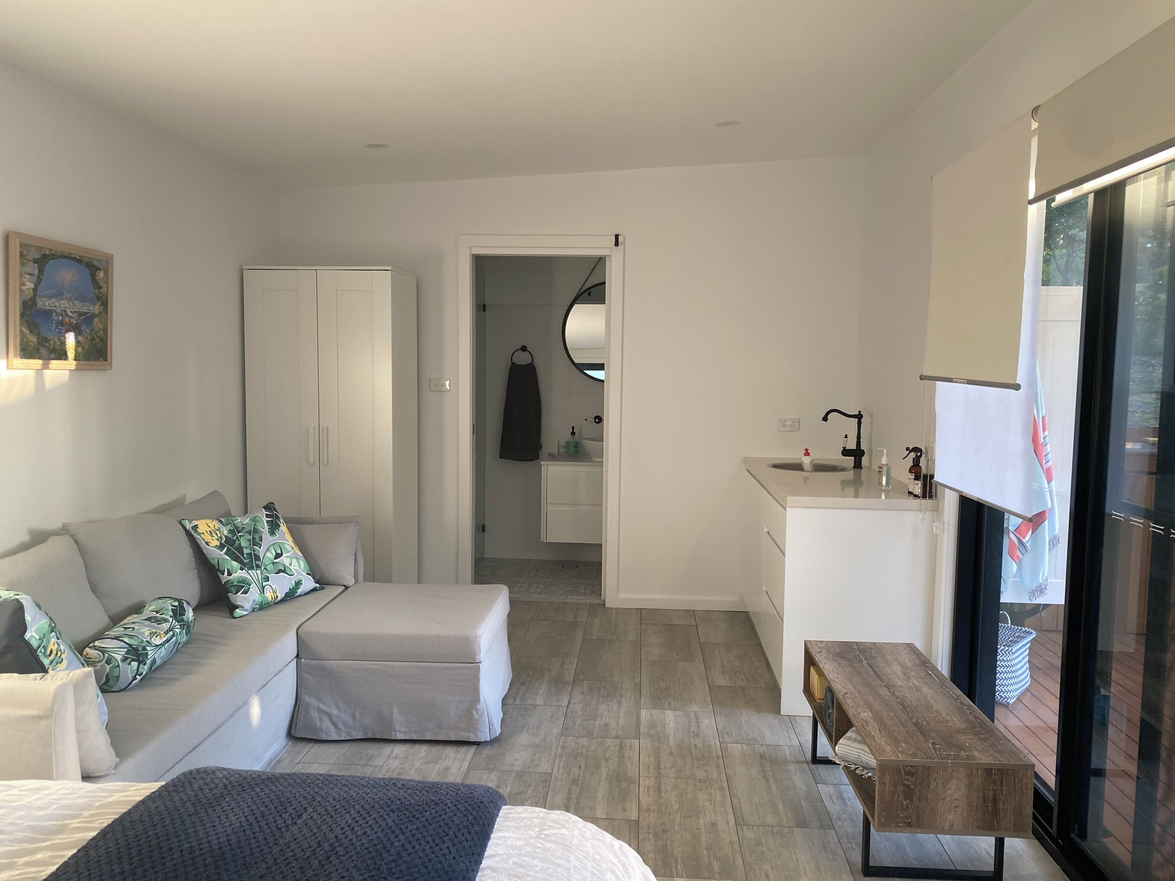 Golf Course And Beach House - Shoal Bay