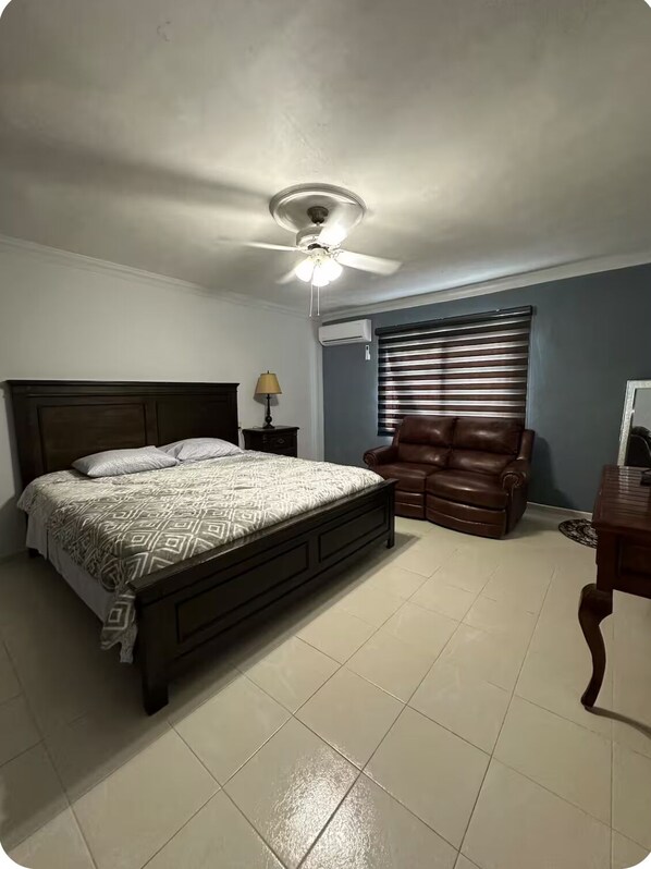 3 bedrooms, iron/ironing board, internet, bed sheets - Mateo'S 655 Apartments (Ciudad Acuña)