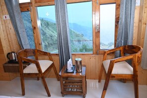 Deluxe Room - Sunrise Homestay (Suni)