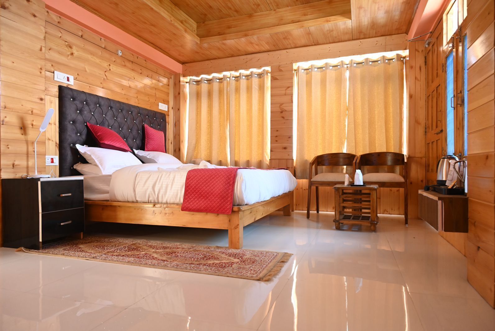 Rom – deluxe | Ekstrasenger (mot et tillegg), wi-fi (inkludert) og sengetøy