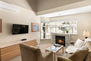 TV, fireplace - Glacier Lodge 340 NEW central AC just installed 2026 (Whistler)