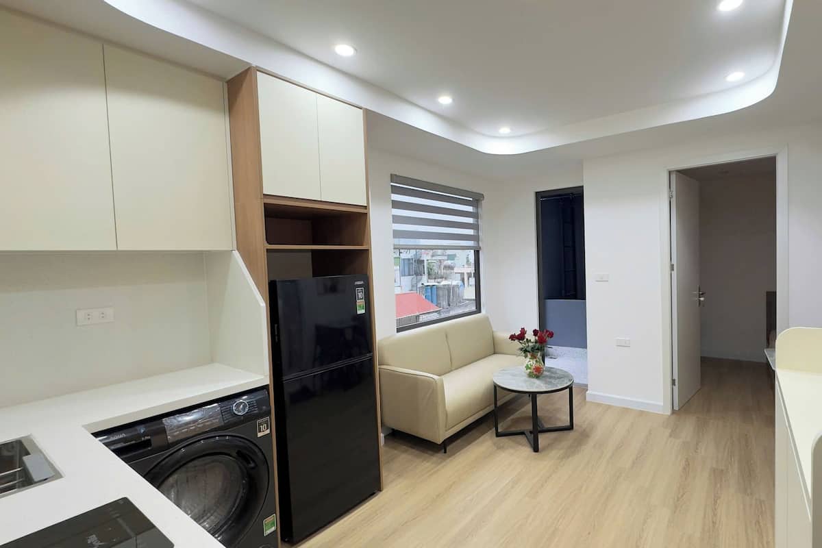 Apartemen Deluks, balkon, pemandangan kota | Meja kerja, Wi-Fi gratis, dan seprai linen