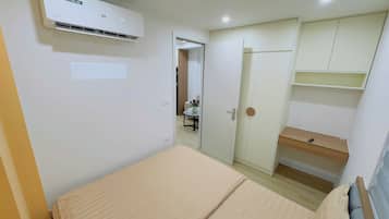 Deluxe Apartment, Balcony, City View