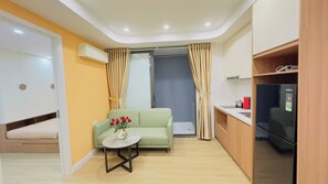 Apartemen, balkon | Area keluarga