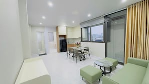 Deluxe Apartment, 2 Bedrooms, Balcony, City View | Desk, free WiFi, bed sheets