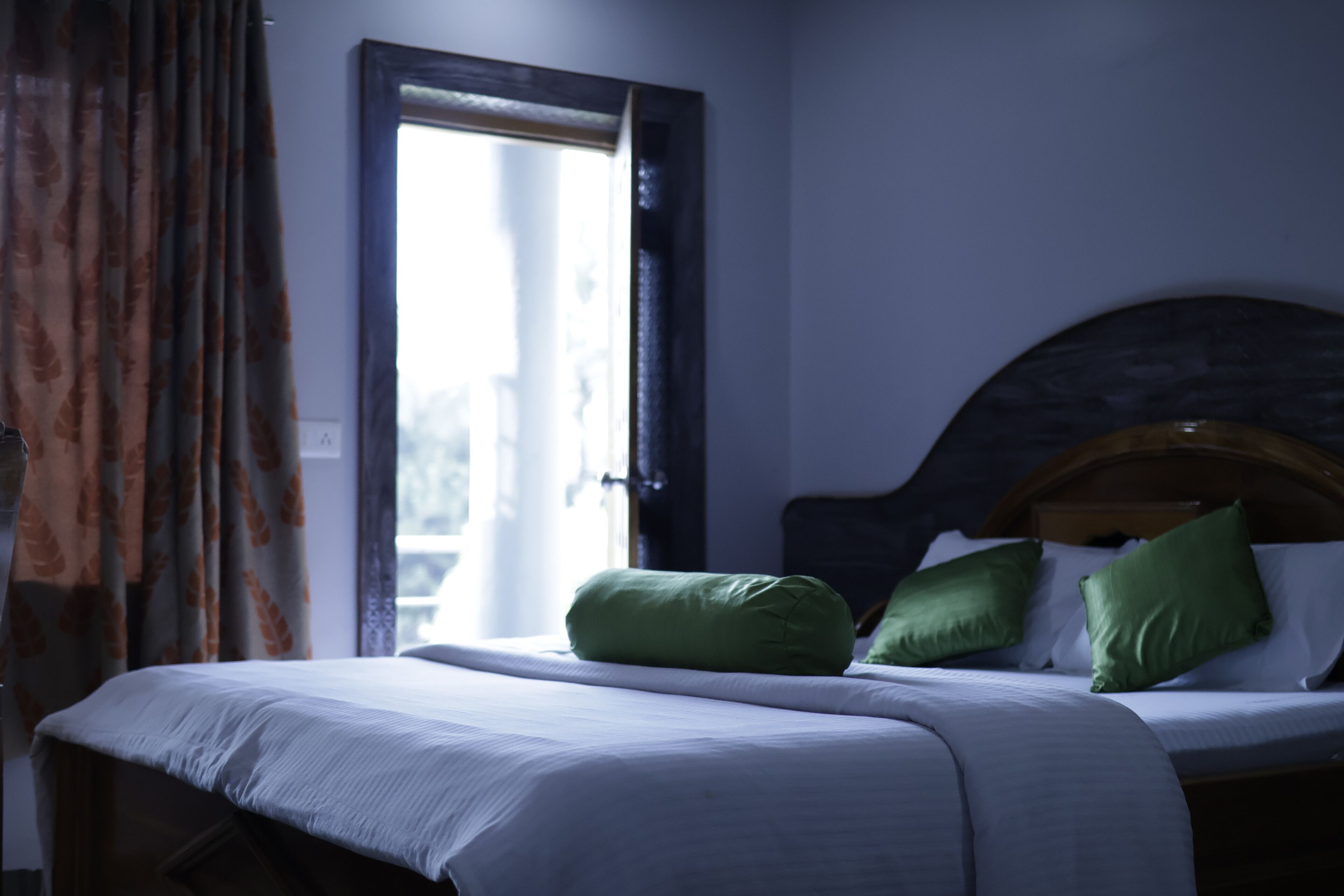 Superior Room, City View