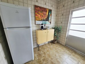 Interior - Charming 3-bedroom house nearby Fuzeta beach. (Faro District)