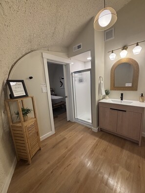 Shower, hair dryer, towels, soap - New! One-of-a-kind experience in the heart of Bear Lake! Hot Tub! Sleeps 8 + RV! (Garden City)