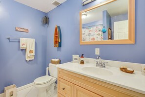 Hair dryer, towels