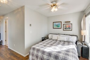 3 chambres, bureau, accès Internet, draps fournis