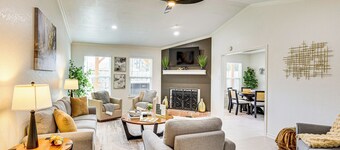 Hot Tub & Fire Pit: Home Near Downtown Texarkana