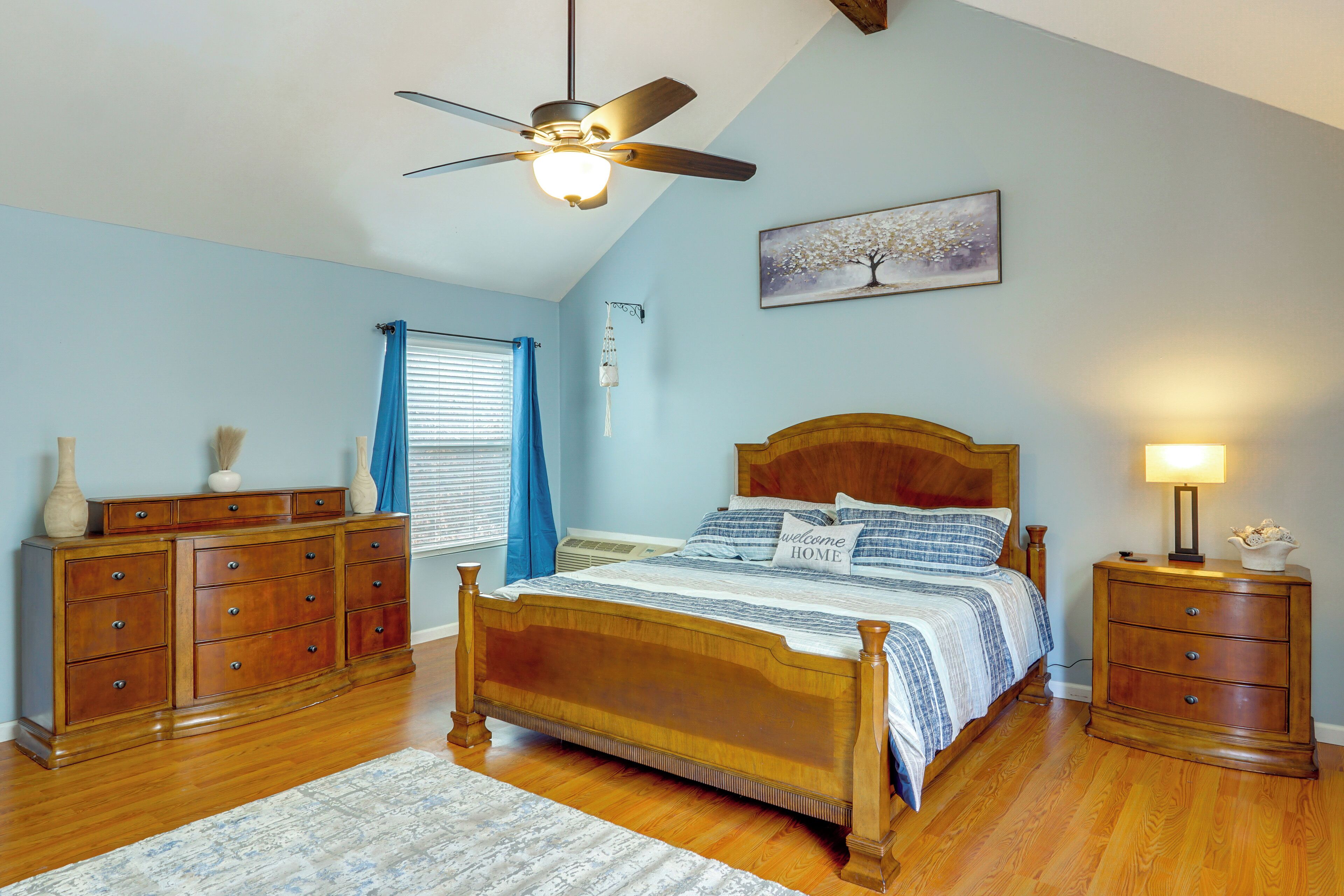 2 間睡房、書桌、熨斗/熨衫板、上網