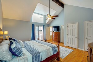 2 slaapkamers, een bureau, een strijkplank/strijkijzer, internet