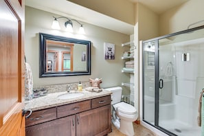 Hair dryer, towels - Near Ferry, Shops & Eats! Anacortes Townhome (Anacortes)