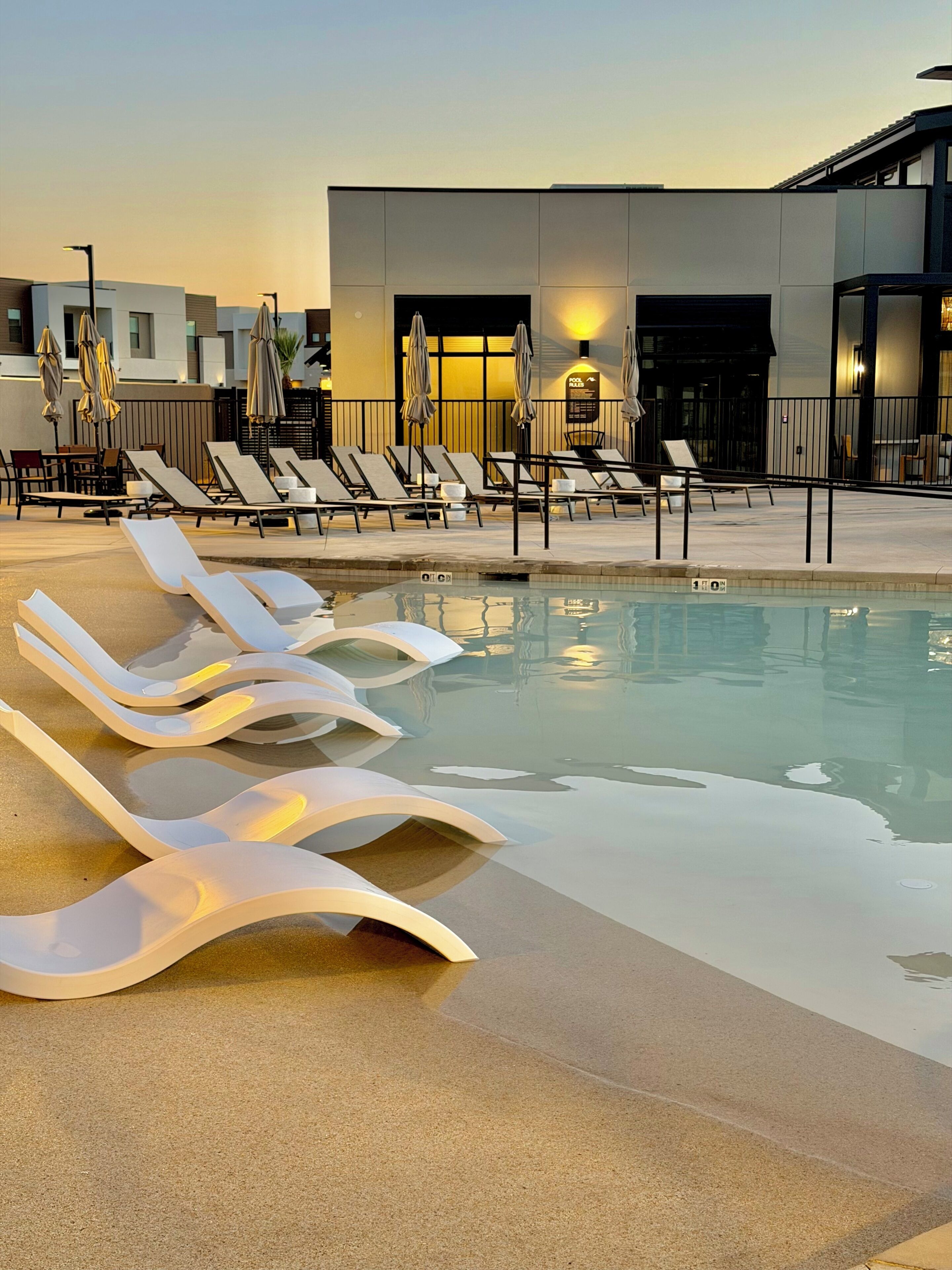 Outdoor pool, a heated pool