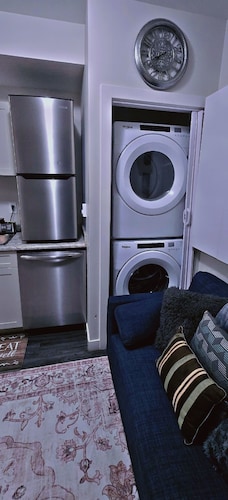 MegaVille: Serene, peaceful and relaxing apartment while working or on vacation.