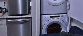 MegaVille: Serene, peaceful and relaxing apartment while working or on vacation.