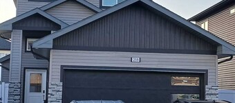 MegaVille: Serene, peaceful and relaxing apartment while working or on vacation.