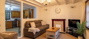 3 Bedroom Home with Parking