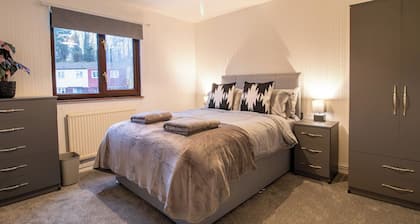 3 Bedroom Home with Parking