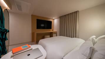 Standard Double Room | Free WiFi