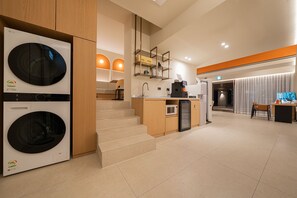 로비 좌석 공간