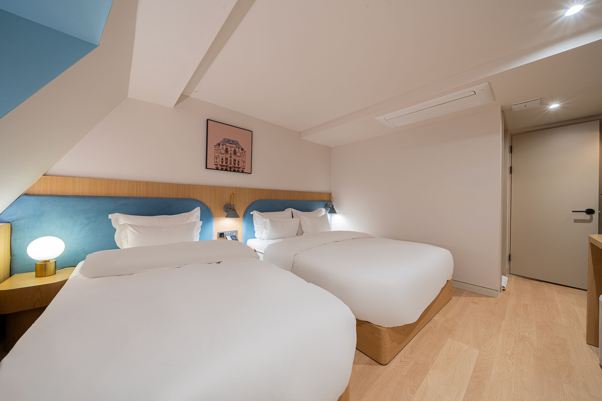 스탠다드 트윈룸 | 무료 WiFi