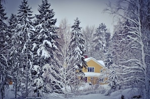 House | Exterior - Real Swedish Country House is Ideal for Large Families (Skultuna)