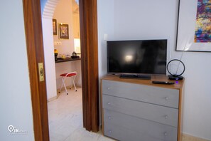 Interior - Sophia's - Central Apartment near Egaleo Metro/Αthens (Egaleo)