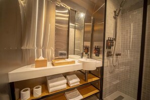 Casa rodante Deluxe, vista a la montaña | Baño